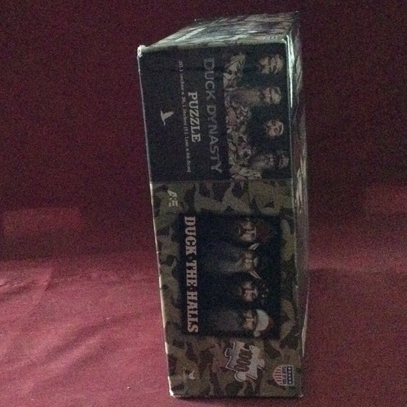 Duck Dynasty Christmas Puzzle - Picture 4 of 5